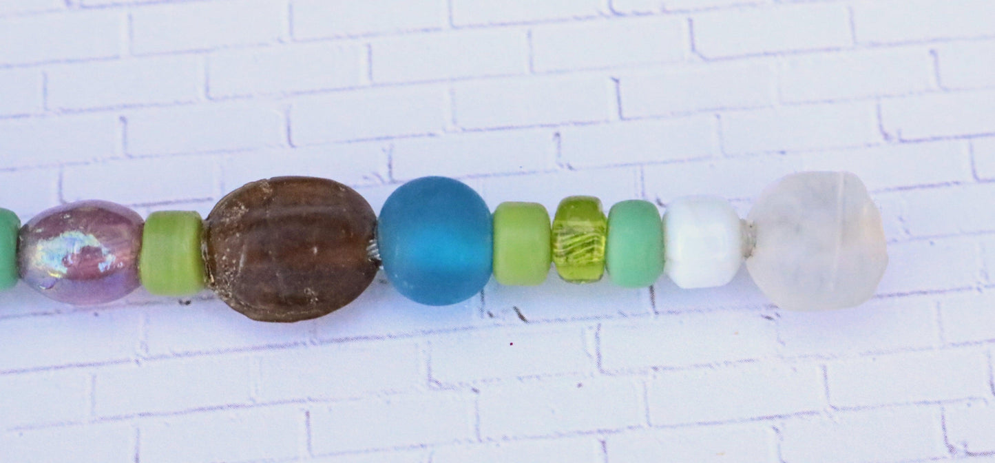 Purple and Blue Multi-Use Clip, Credit/Debit Card Holder Bracelet Helper Artisan Tool - Monkeysmojo