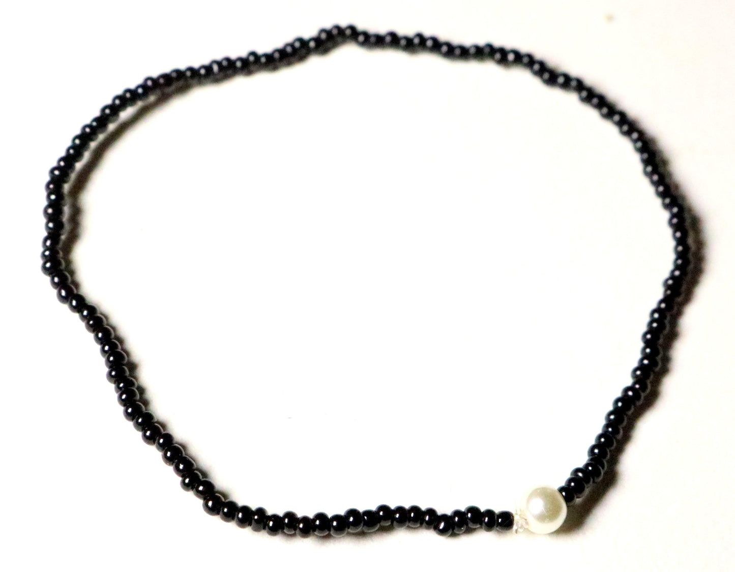 Domino Spot Black Tiny Seed Beads and Pearl Dot White and Black Glass Bracelet - Monkeysmojo