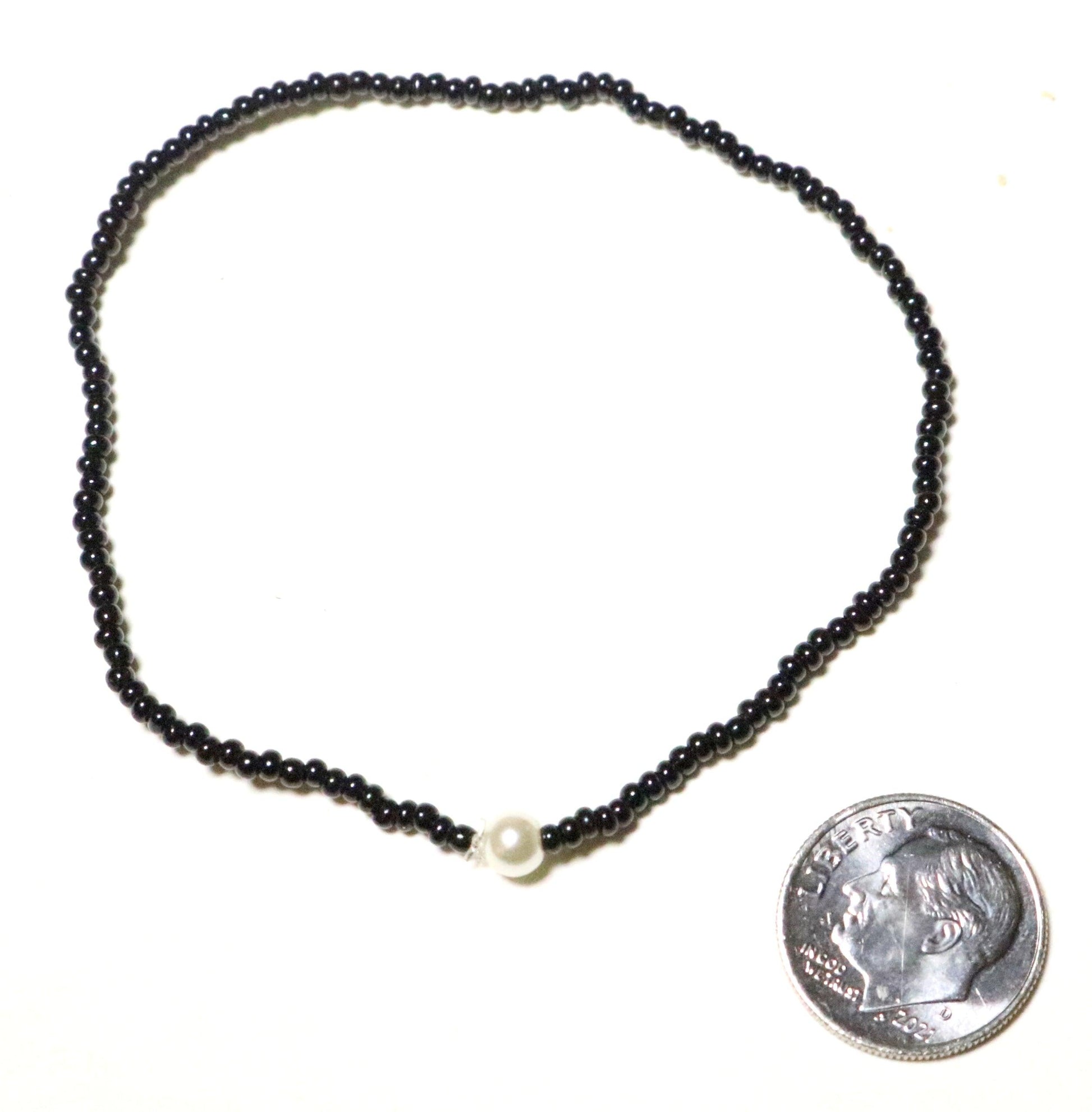 Domino Spot Black Tiny Seed Beads and Pearl Dot White and Black Glass Bracelet - Monkeysmojo