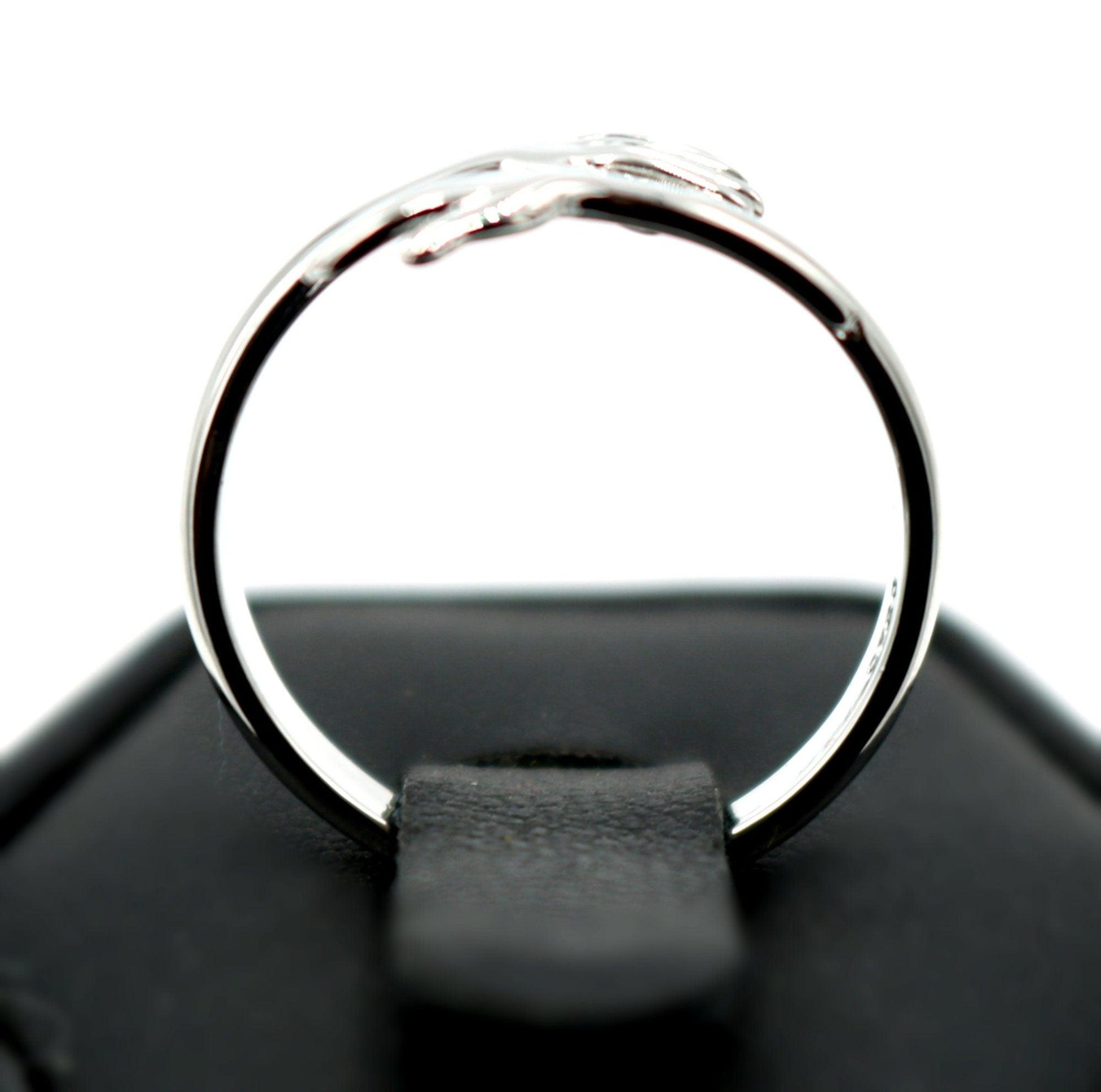 Stunning Silver Toned Love Hugging Detailed Hand Stackable Ring - Hug Ring 2021 Cute Design Ring Adjustable Ladies Open Ring - New - Monkeysmojo